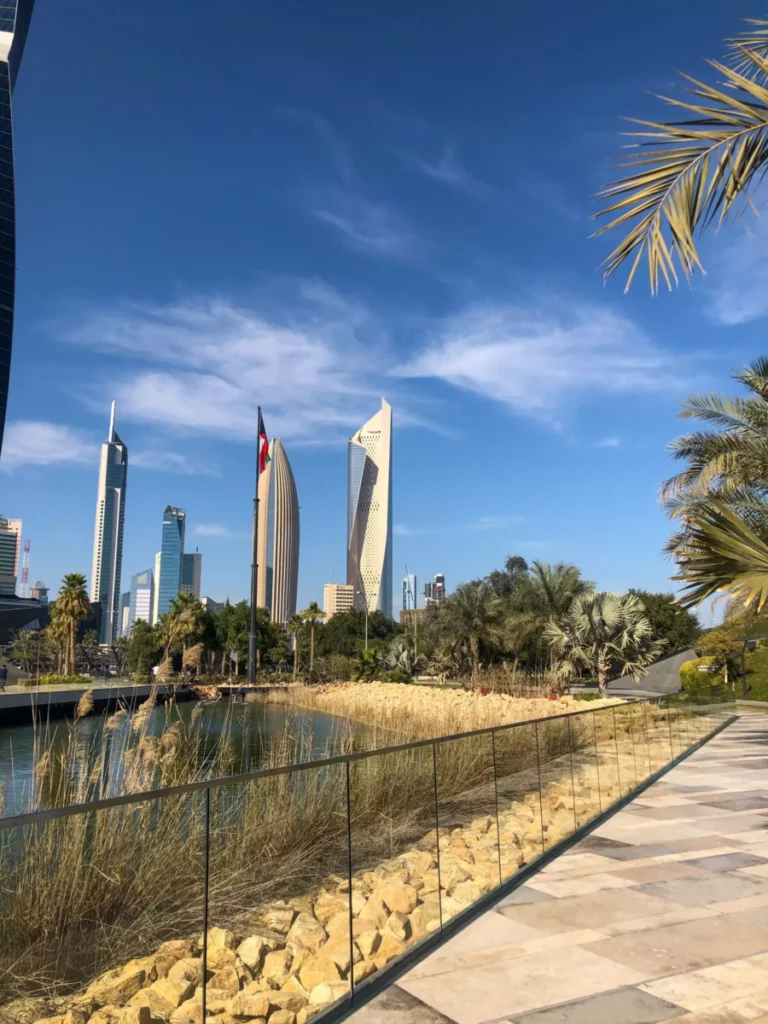 Kuwait Al Shaheed Park Travel