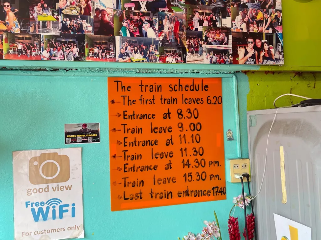 Rom Hup Market Train Schedule Bangkok